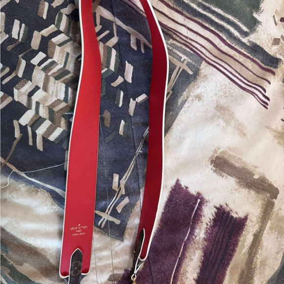 Louis Vuitton Brown Monogram Strap with Red Interior - Picture 2 of 14